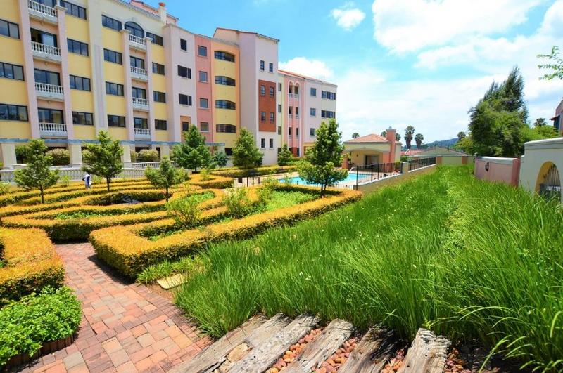 To Let 2 Bedroom Property for Rent in Bedford Gardens Gauteng