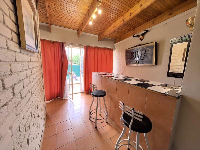 To Let 1 Bedroom Property for Rent in Edenvale Gauteng