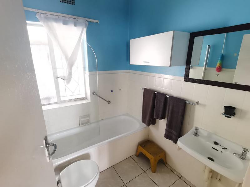 To Let 1 Bedroom Property for Rent in Edenvale Gauteng