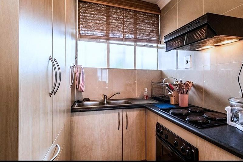 1 Bedroom Property for Sale in Bedford Gardens Gauteng