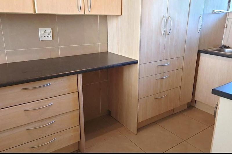 1 Bedroom Property for Sale in Bedford Gardens Gauteng