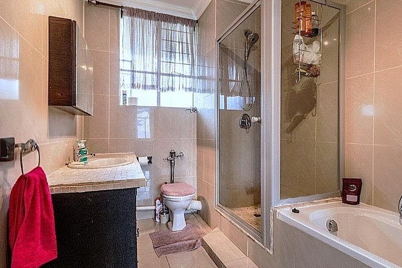 1 Bedroom Property for Sale in Bedford Gardens Gauteng