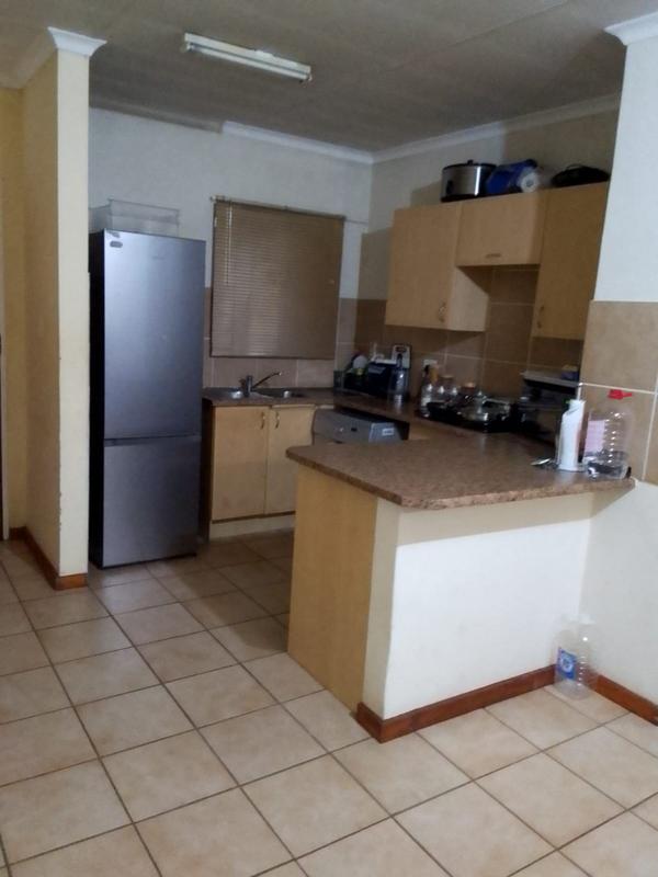 2 Bedroom Property for Sale in Annlin-wes Gauteng