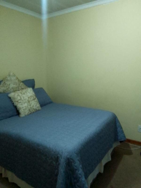 2 Bedroom Property for Sale in Annlin-wes Gauteng