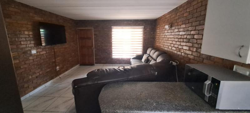 2 Bedroom Property for Sale in Elspark Gauteng