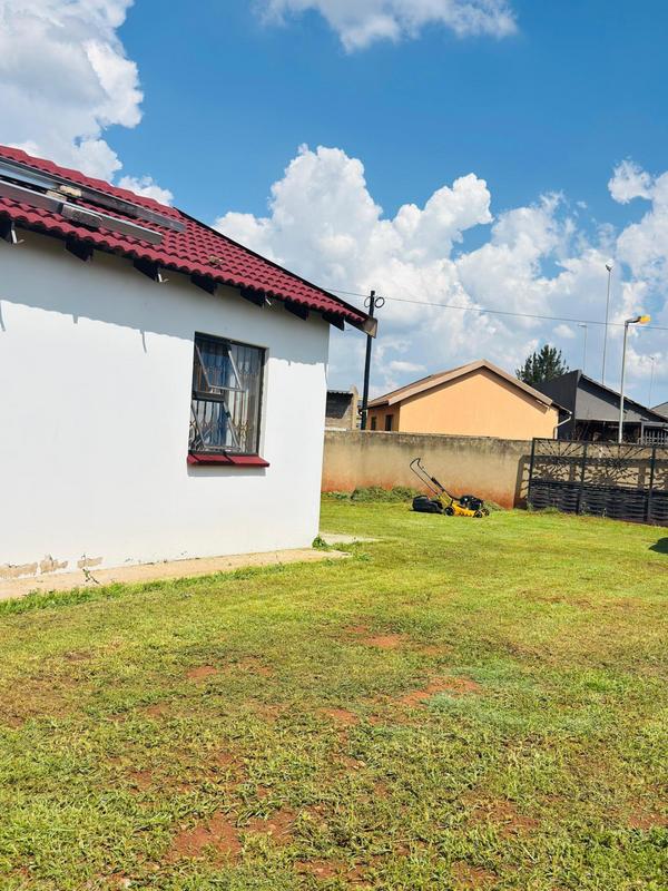 To Let 2 Bedroom Property for Rent in Dawn Park Gauteng