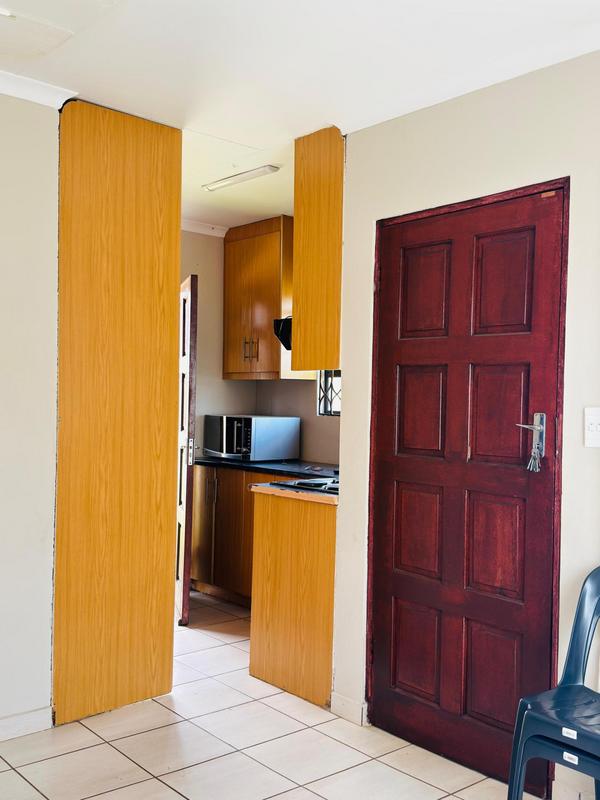 To Let 2 Bedroom Property for Rent in Dawn Park Gauteng