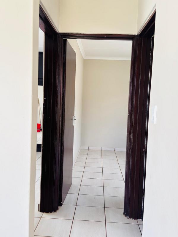 To Let 2 Bedroom Property for Rent in Dawn Park Gauteng