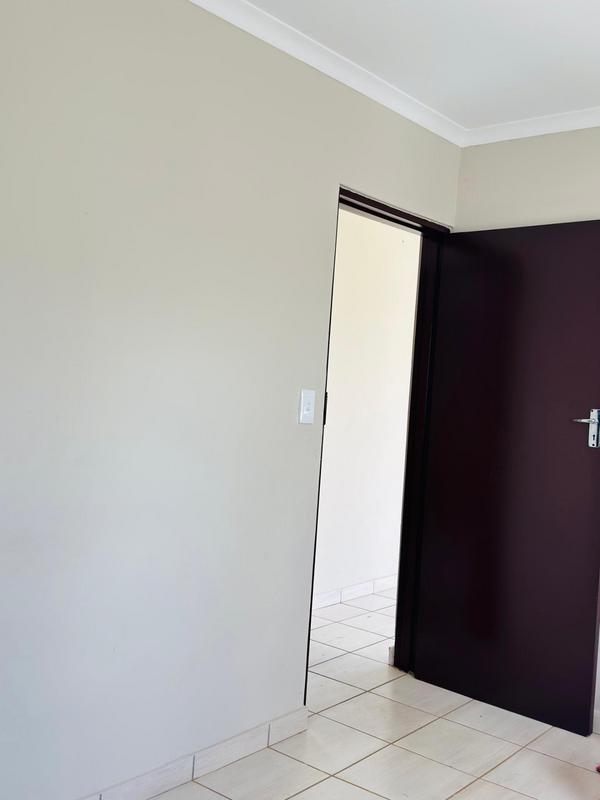 To Let 2 Bedroom Property for Rent in Dawn Park Gauteng