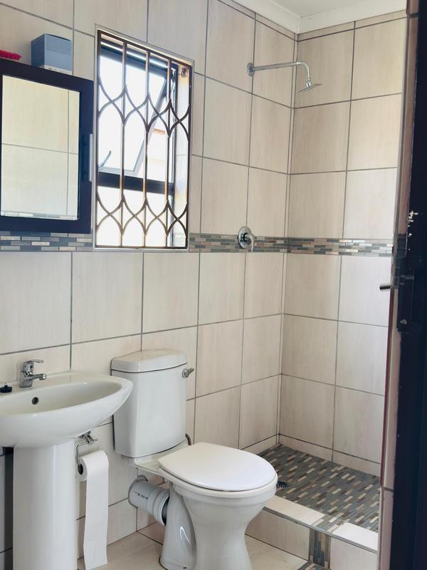To Let 2 Bedroom Property for Rent in Dawn Park Gauteng