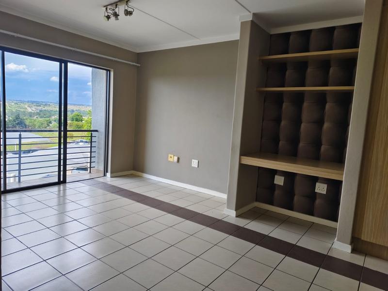 2 Bedroom Property for Sale in The Paddocks Gauteng