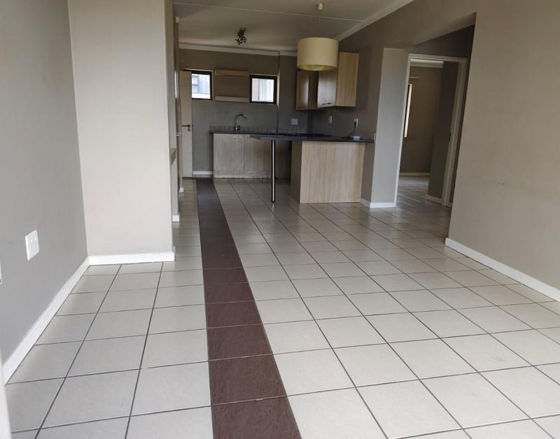 2 Bedroom Property for Sale in The Paddocks Gauteng