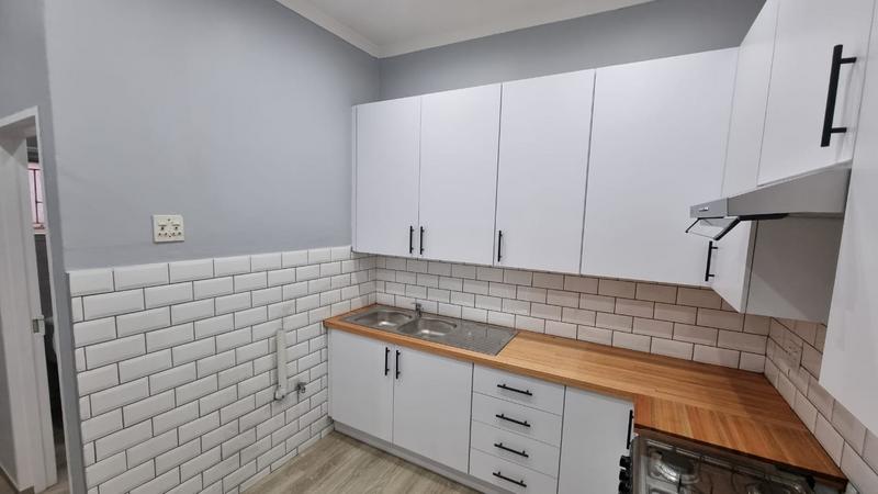 To Let 1 Bedroom Property for Rent in Selection Park Gauteng