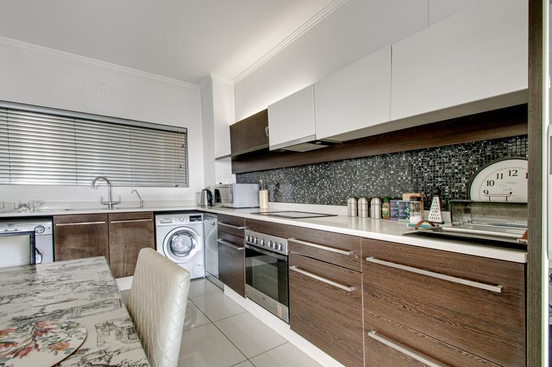 To Let 2 Bedroom Property for Rent in Morningside Gauteng