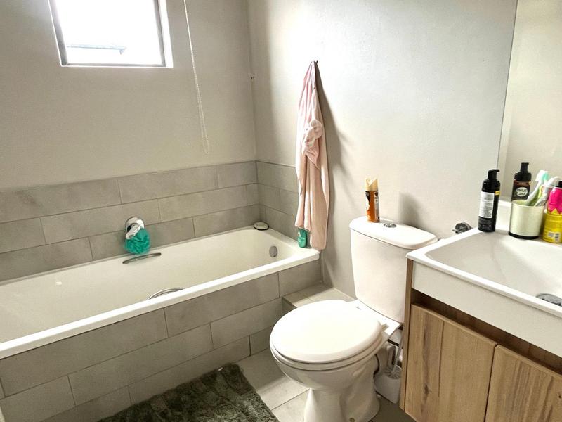 2 Bedroom Property for Sale in Shere Gauteng