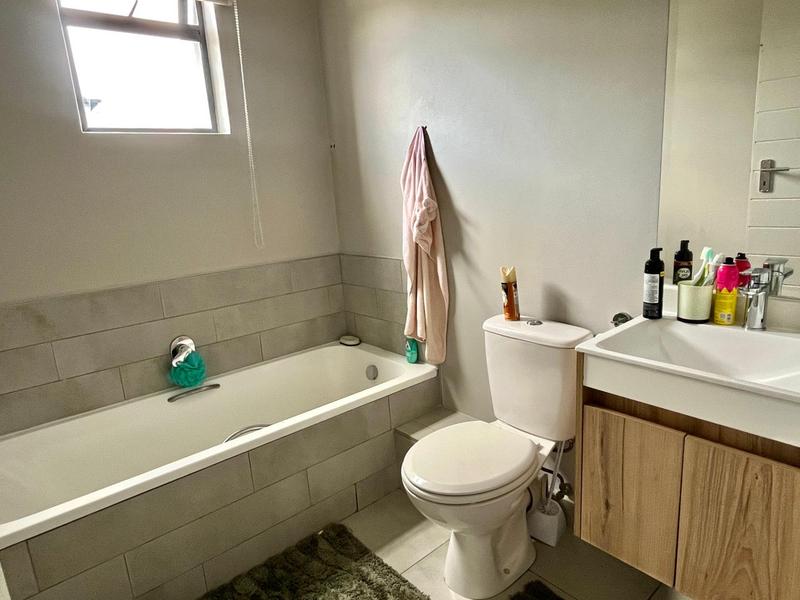 2 Bedroom Property for Sale in Shere Gauteng