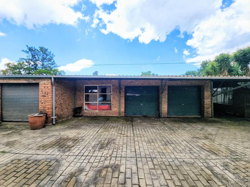 7 Bedroom Property for Sale in Rietfontein Gauteng