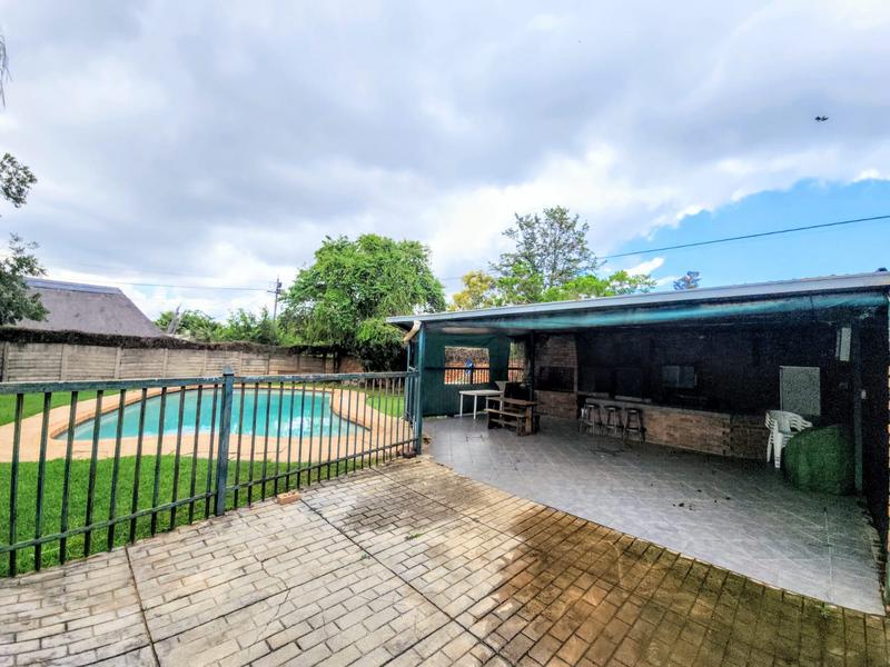 7 Bedroom Property for Sale in Rietfontein Gauteng