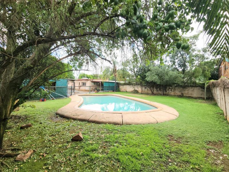 7 Bedroom Property for Sale in Rietfontein Gauteng