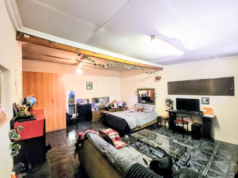 7 Bedroom Property for Sale in Rietfontein Gauteng