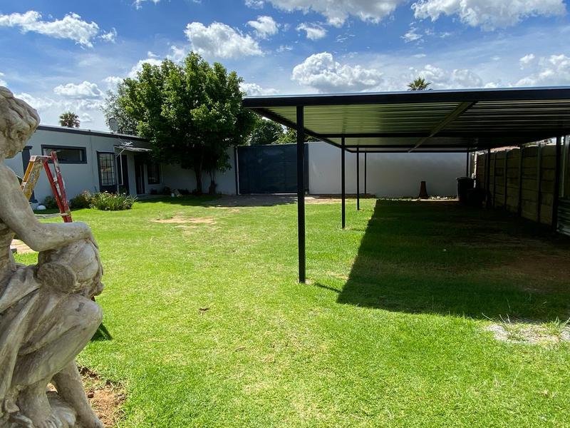 To Let 1 Bedroom Property for Rent in Bonaero Park Gauteng