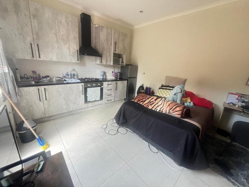 To Let 1 Bedroom Property for Rent in Brooklyn Gauteng