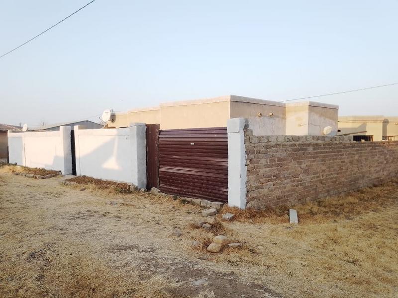 2 Bedroom Property for Sale in Orange Farm Gauteng