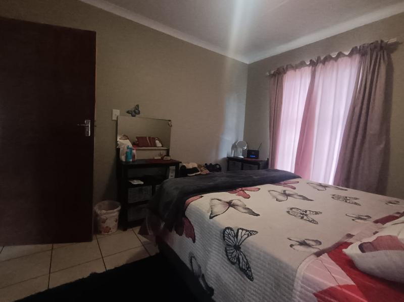 To Let 2 Bedroom Property for Rent in Casseldale Gauteng