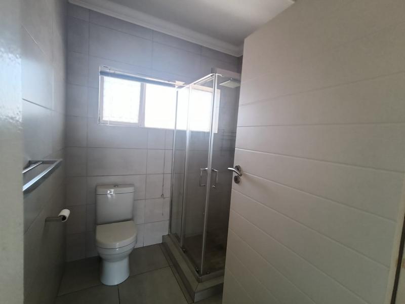 1 Bedroom Property for Sale in Strubenvale Gauteng