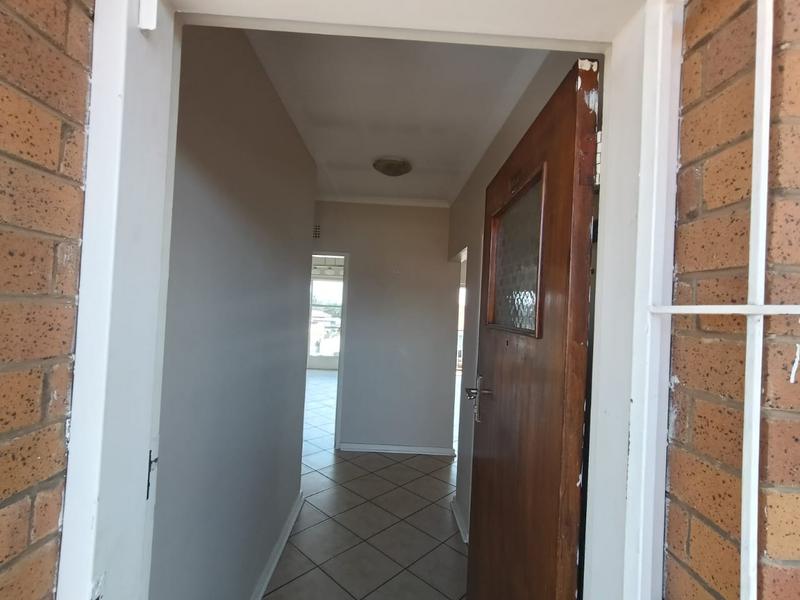 1 Bedroom Property for Sale in Strubenvale Gauteng