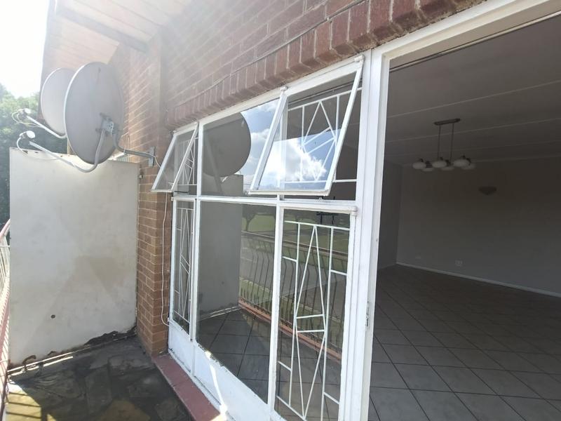 1 Bedroom Property for Sale in Strubenvale Gauteng
