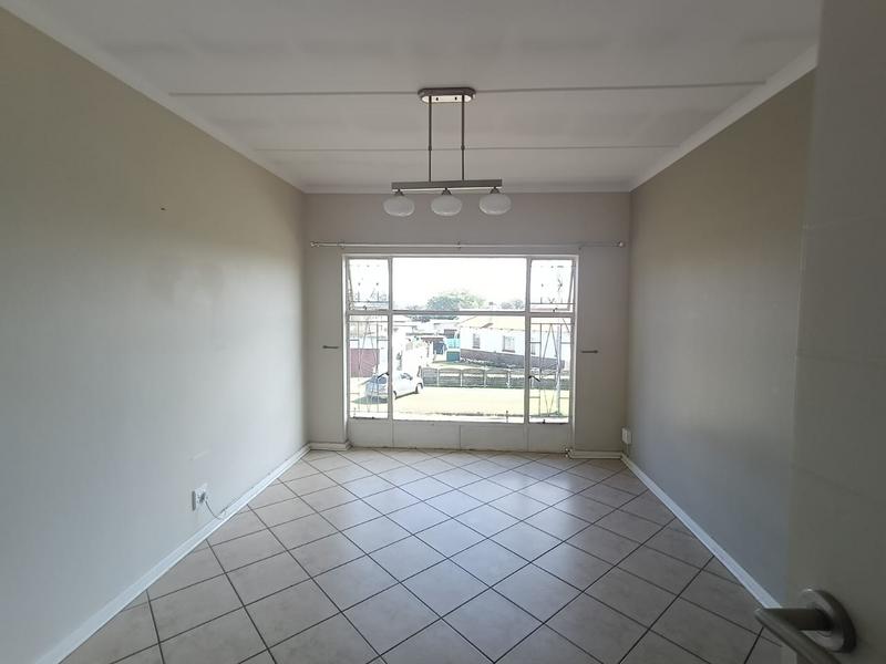 1 Bedroom Property for Sale in Strubenvale Gauteng