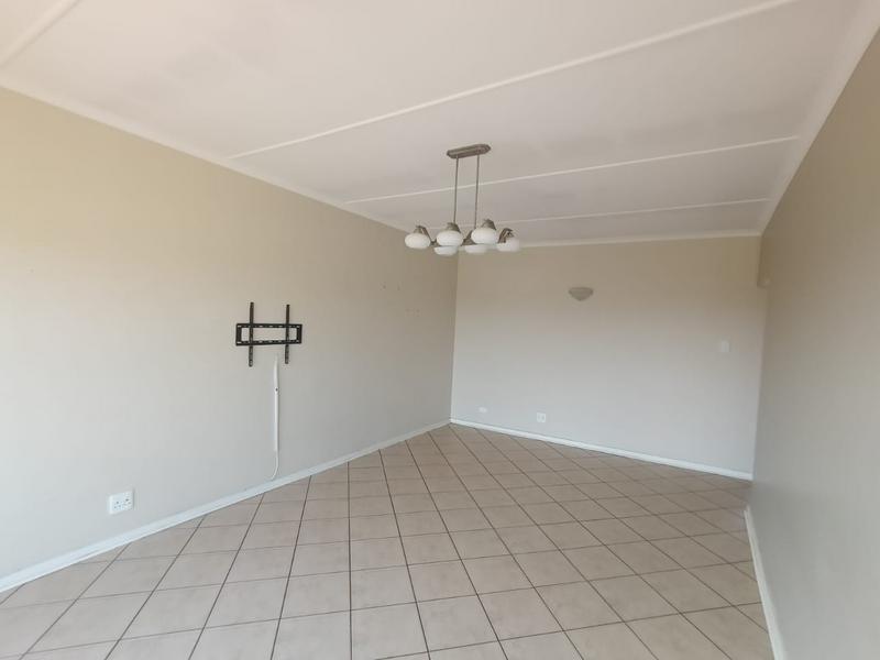 1 Bedroom Property for Sale in Strubenvale Gauteng