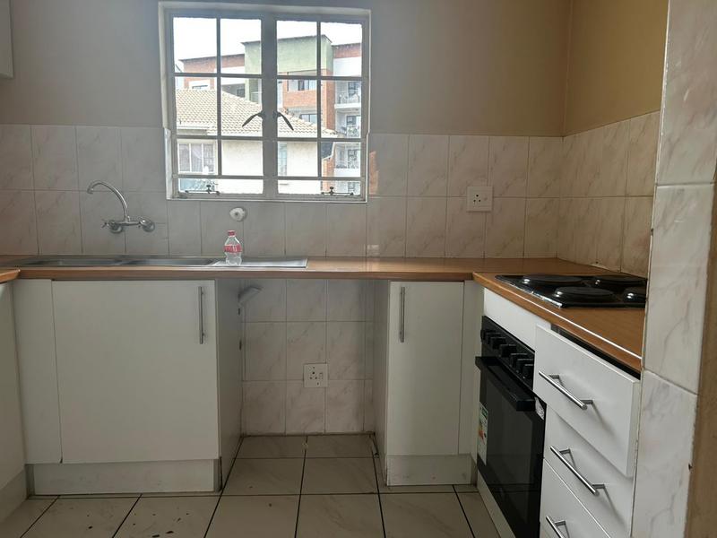 To Let 2 Bedroom Property for Rent in Vorna Valley Gauteng