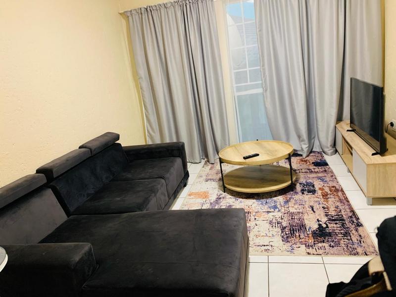 To Let 2 Bedroom Property for Rent in Vorna Valley Gauteng