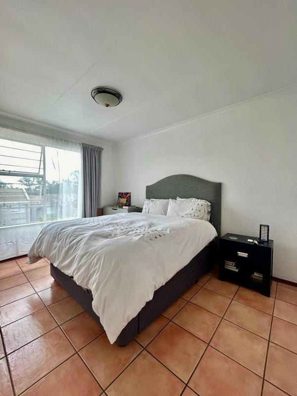 To Let 2 Bedroom Property for Rent in Morningside Gauteng