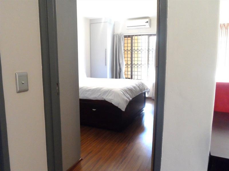To Let 1 Bedroom Property for Rent in Sandown Gauteng