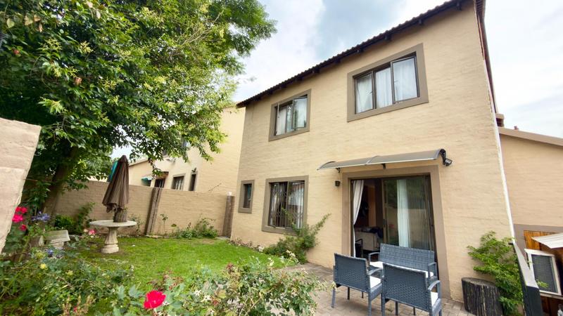 3 Bedroom Property for Sale in Halfway Gardens Gauteng