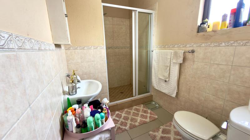3 Bedroom Property for Sale in Halfway Gardens Gauteng