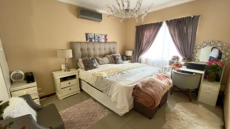 3 Bedroom Property for Sale in Halfway Gardens Gauteng