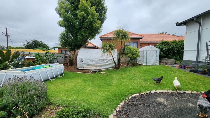 4 Bedroom Property for Sale in Discovery Gauteng