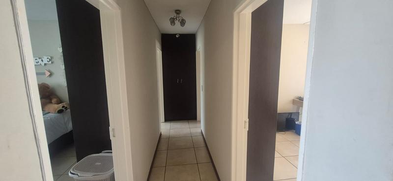 3 Bedroom Property for Sale in Noordheuwel Gauteng