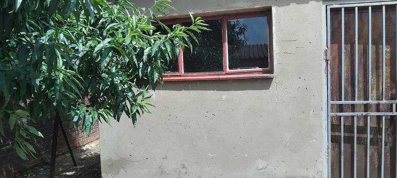 7 Bedroom Property for Sale in Temong Gauteng