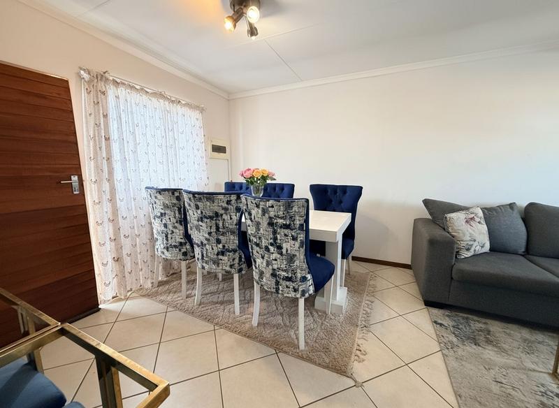 2 Bedroom Property for Sale in Heuweloord Gauteng