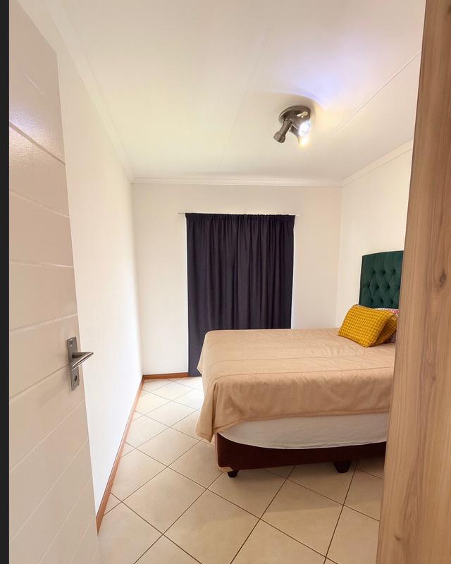 2 Bedroom Property for Sale in Heuweloord Gauteng