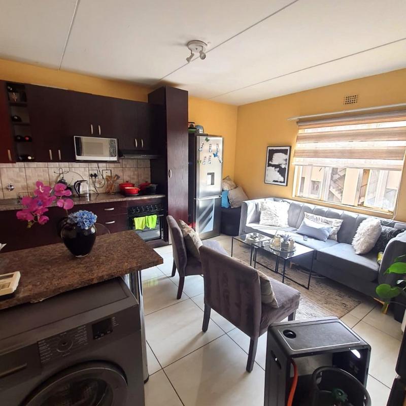 2 Bedroom Property for Sale in Fleurhof Gauteng