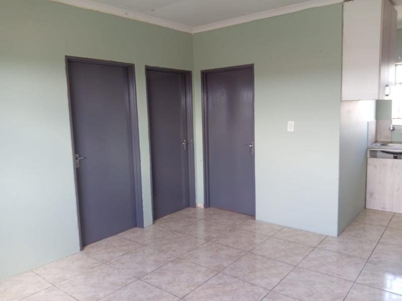 2 Bedroom Property for Sale in Fleurhof Gauteng