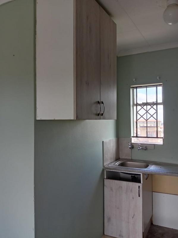 2 Bedroom Property for Sale in Fleurhof Gauteng