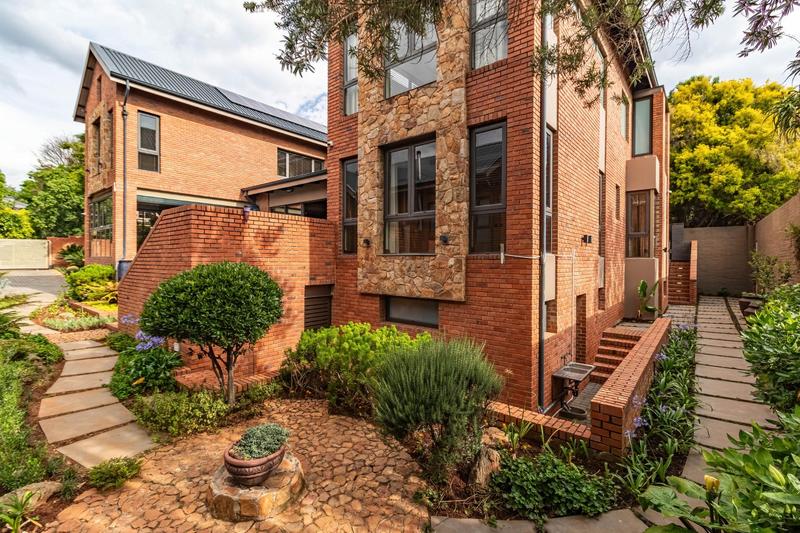 3 Bedroom Property for Sale in Bedfordview Gauteng