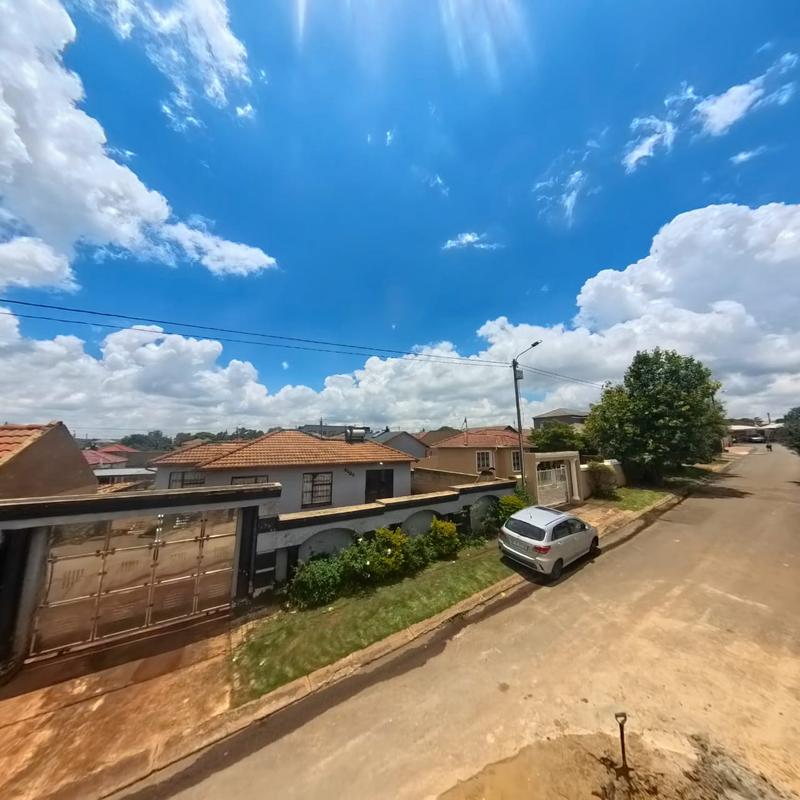 3 Bedroom Property for Sale in Clayville Gauteng